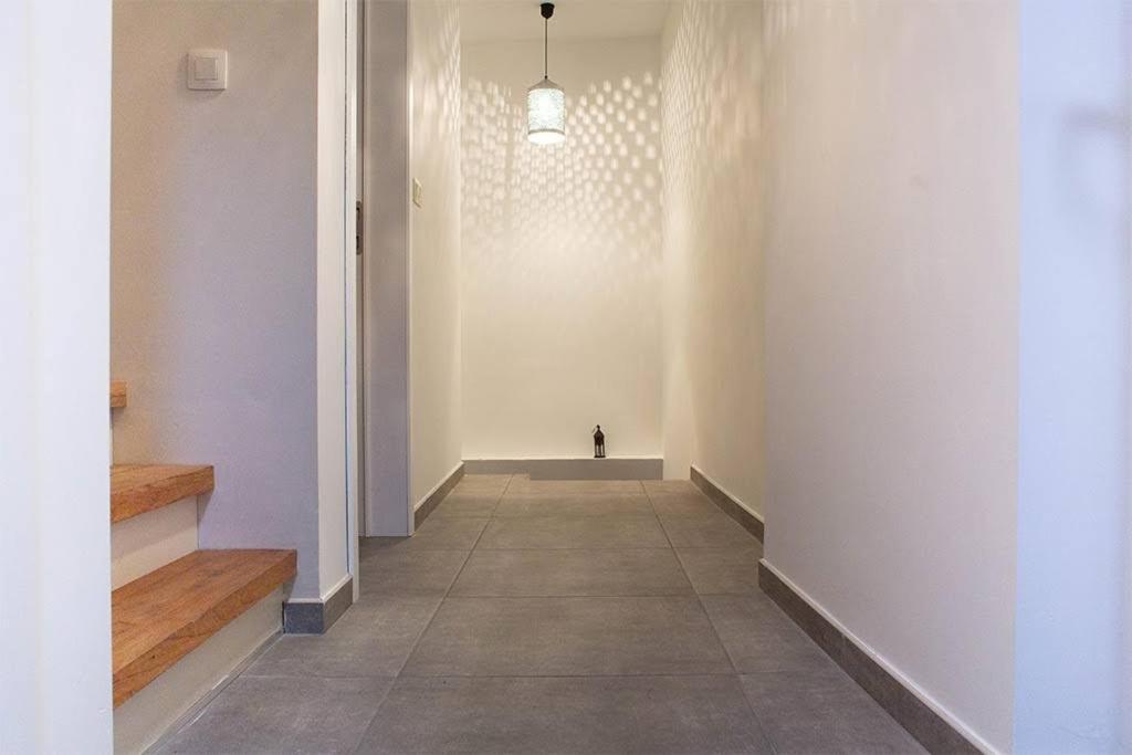 Maison 3 Chambres Proximite Aeroport Et Grand Axes Charleroi Luaran gambar