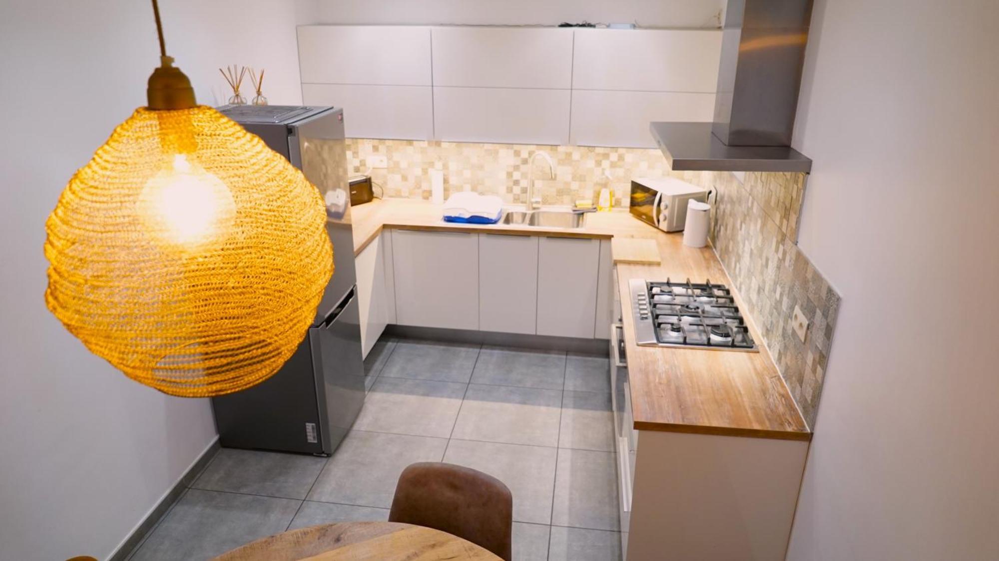 Maison 3 Chambres Proximite Aeroport Et Grand Axes Charleroi Luaran gambar